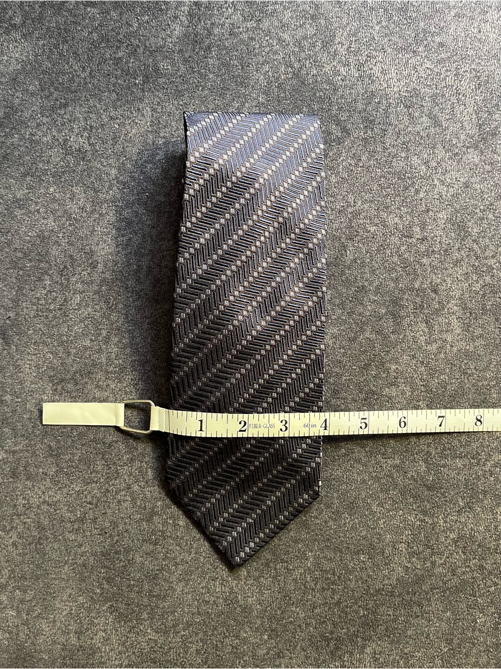 Classic Black Diagonal Textured Silk Tie - Picture 3 of 4